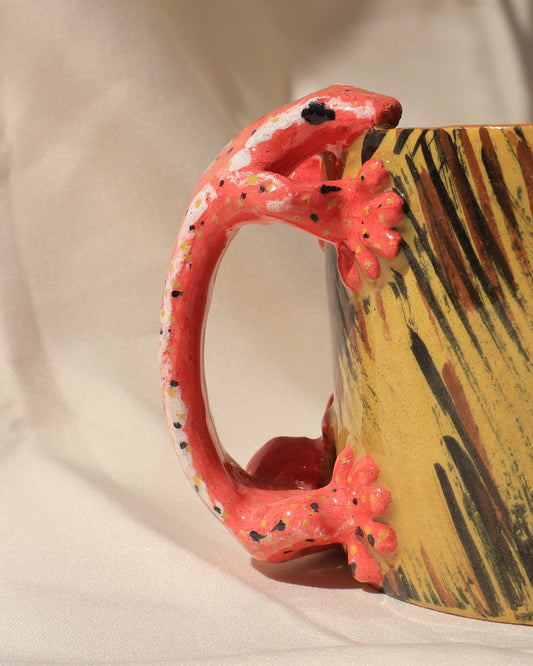 pink lizard mug
